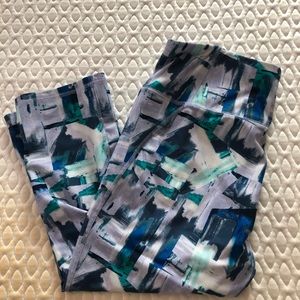 DSG Performance High Rise Capri Leggings